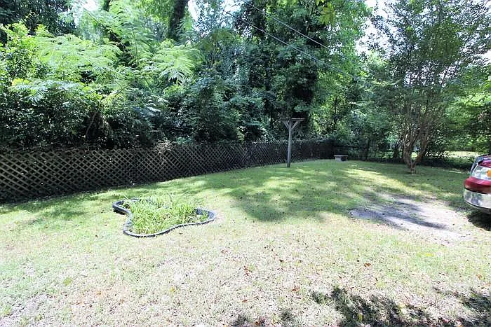 Building Photo - 3836 Capers Ave
