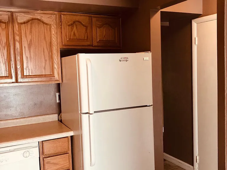 3677 Kenbrooke Ct — Photo 9