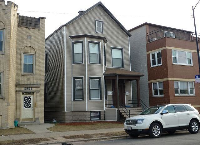 1st image of 2625 W Foster Ave