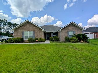 151 Manchester Ct, Midway, GA 31320