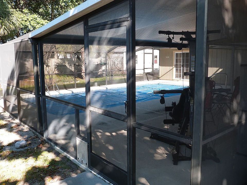 2nd image of 109 Colina Cir