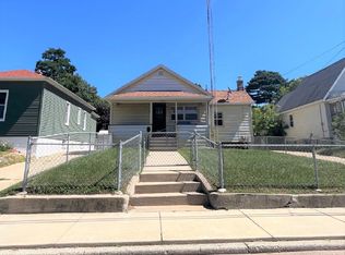 7411 8th Ave, Kenosha, WI 53143