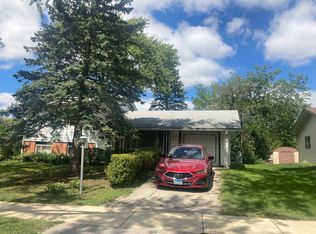 430 Bode Rd, Hoffman Estates, IL 60169