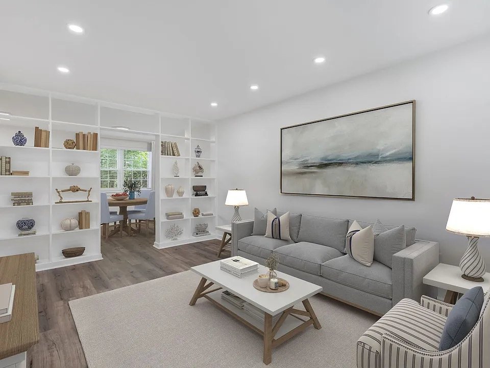31 Faris Cir