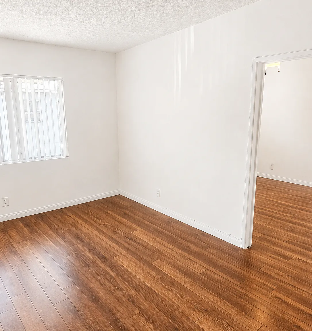 2 bed, 900 sqft, $2,295 — Photo 1
