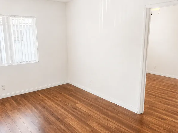 2278 W Adams Blvd, Los Angeles, CA