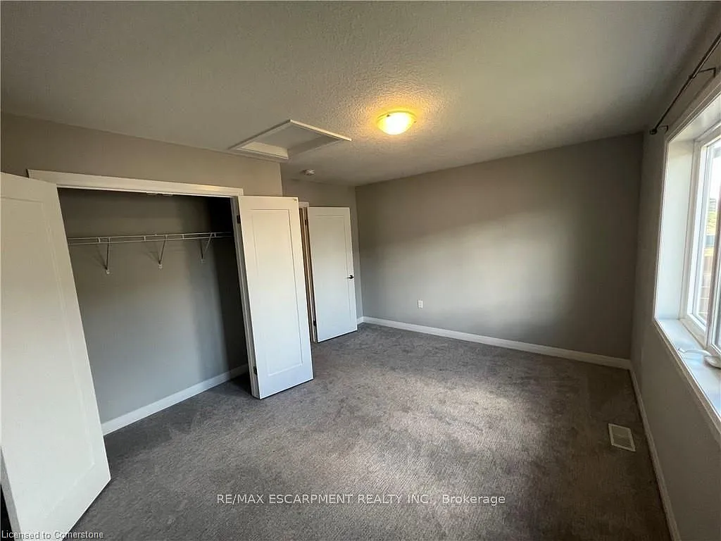 3 bed, $2,600 — Photo 4
