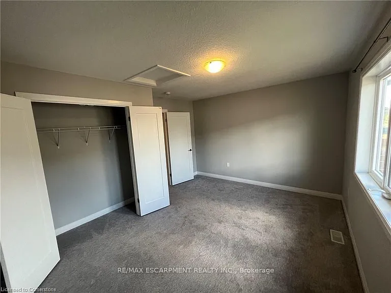 18 Aqua Ln — Photo 5