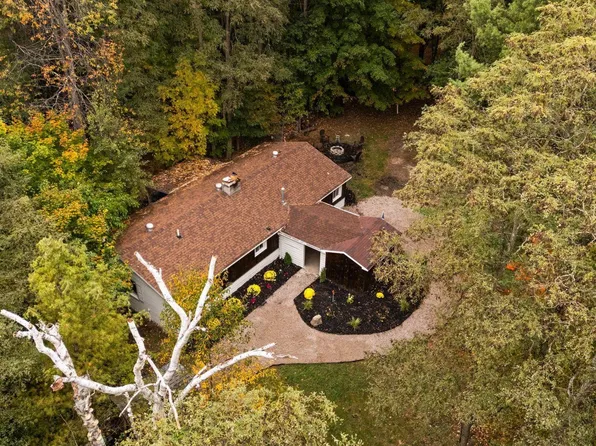 7550 N Reynolds Rd, Lake Ann, MI 49650