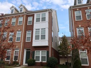 3084 Waterloo Ln, Fairfax, VA 22031