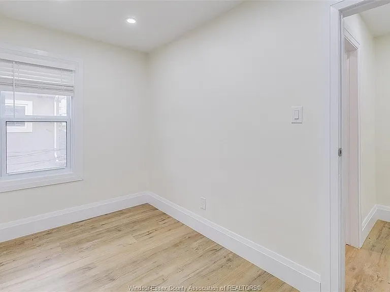 116 Elm Ave — Photo 22
