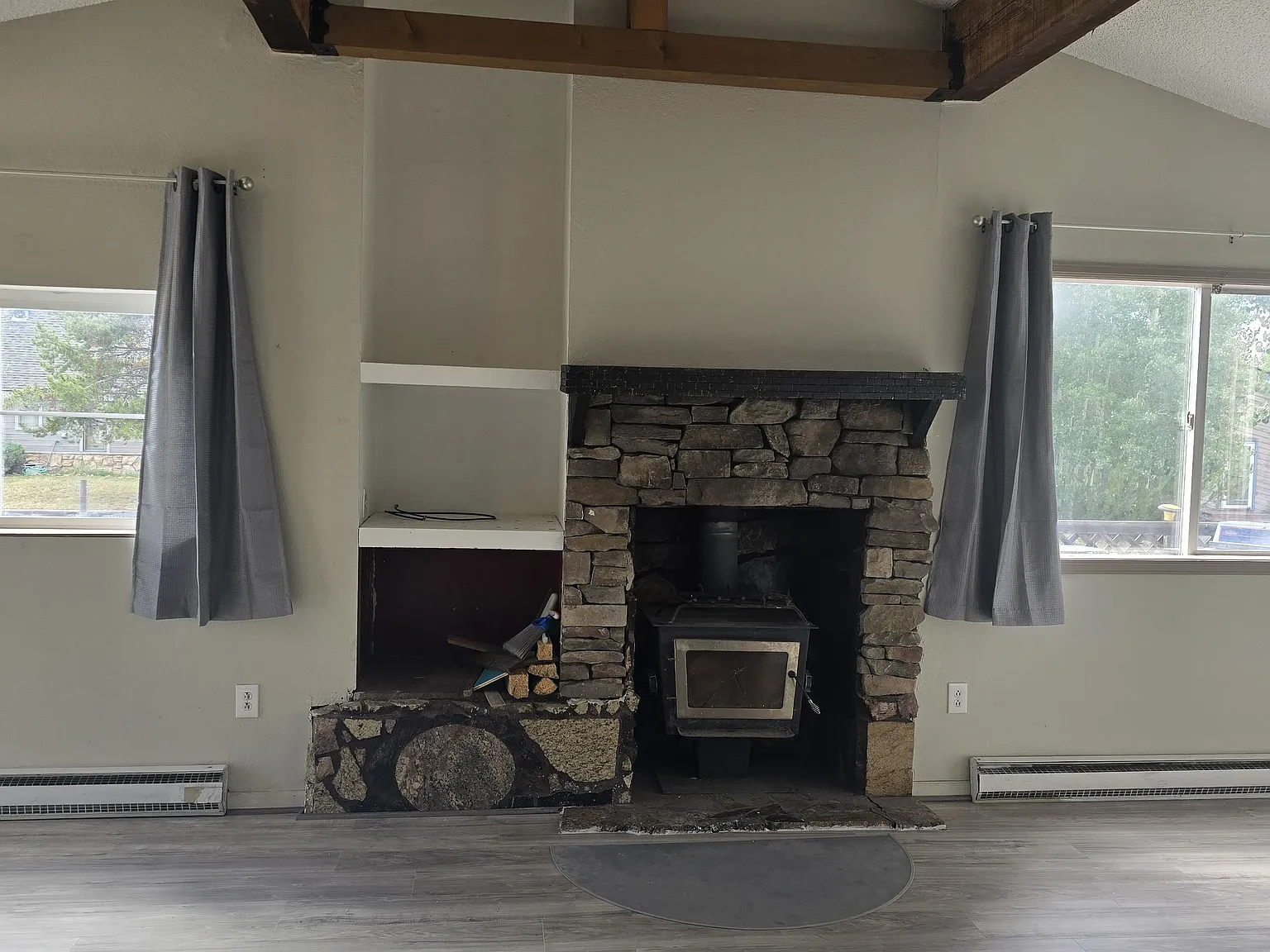 2 bed, 900 sqft, $2,000 — Photo 4