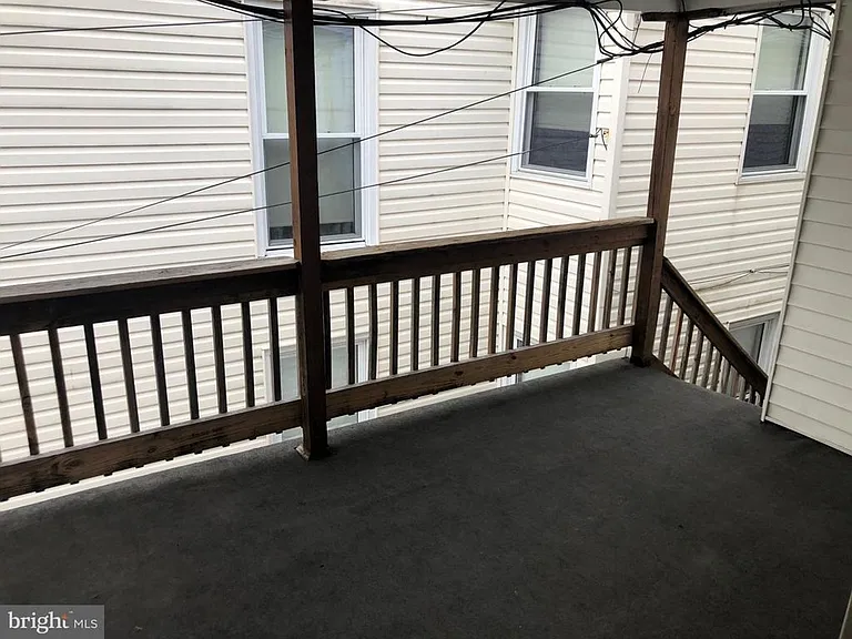 116 E Locust St #2 — Photo 12