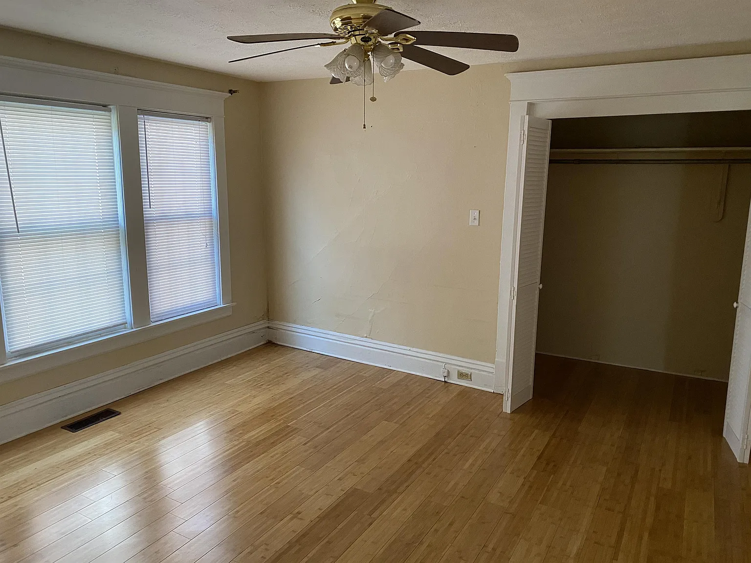 1115 8th Street, Huntington, WV 25701 - - — Photo 4