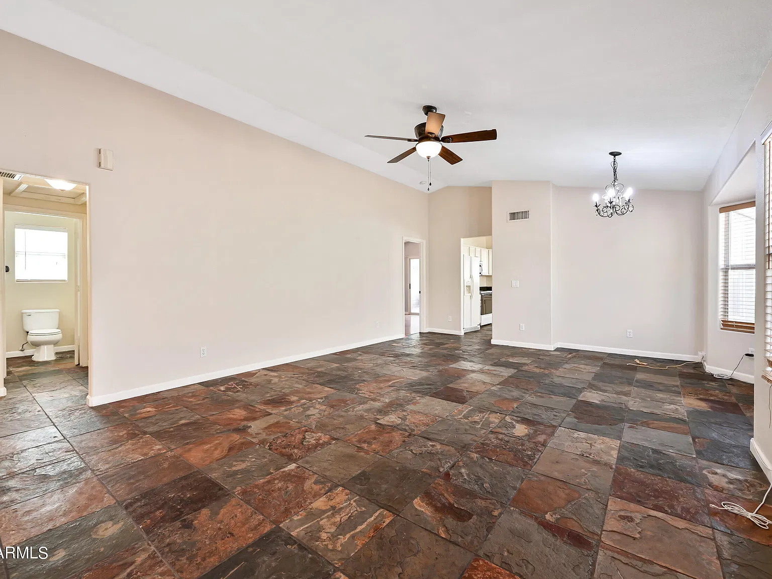 3 bed, 2.0 bath, 1309 sqft, $2,200 — Photo 2