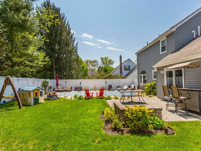 315 Ashford Rd — Photo 19