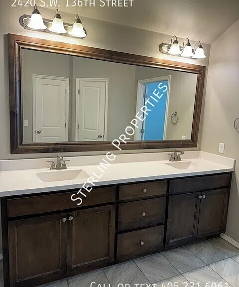 2420 SW 136th St — Photo 24