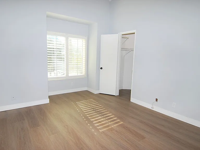 955 E 3rd St #303 — Photo 9
