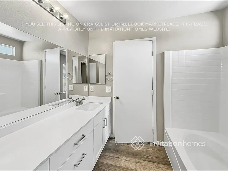 4945 Drifting Pebble St — Photo 12