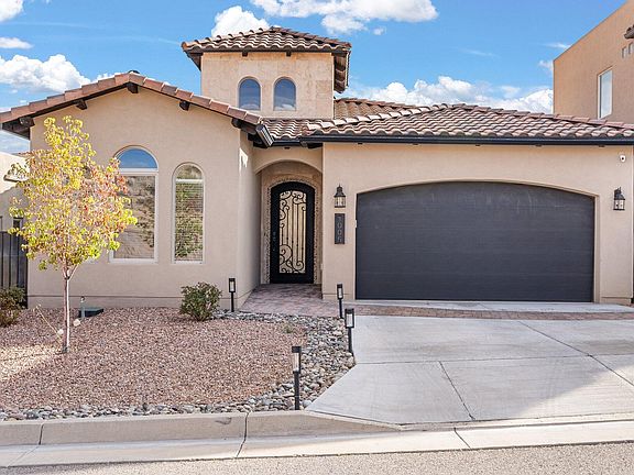 2nd image of 1005 C De Baca Ln
