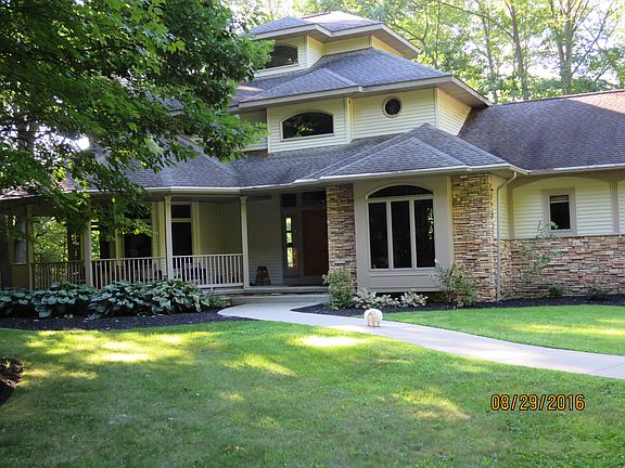 3rd image of 8585 W Nissen Dr