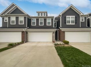 4896 Broomfield Way, Lake Orion, MI 48359
