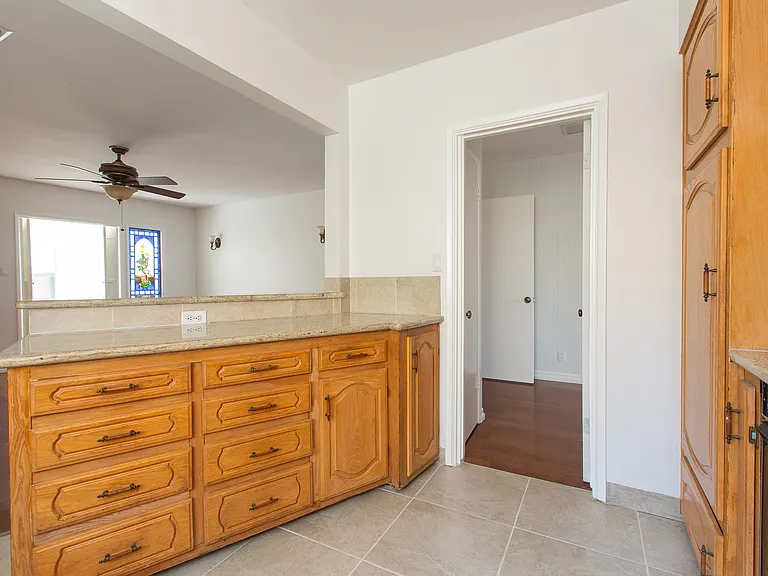 8525 Frandsen St — Photo 17