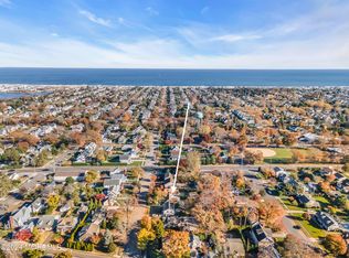 708 New York Boulevard, Sea Girt, NJ 08750