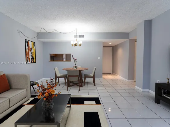 8600 SW 133rd Avenue Rd APT 408, Miami, FL 33183