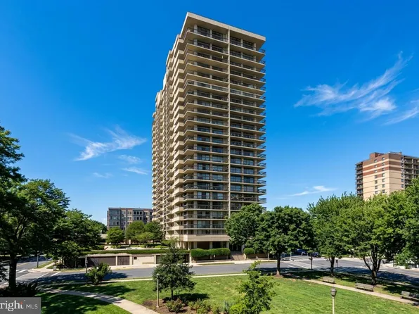 400 Madison St APT 1605, Alexandria, VA 22314