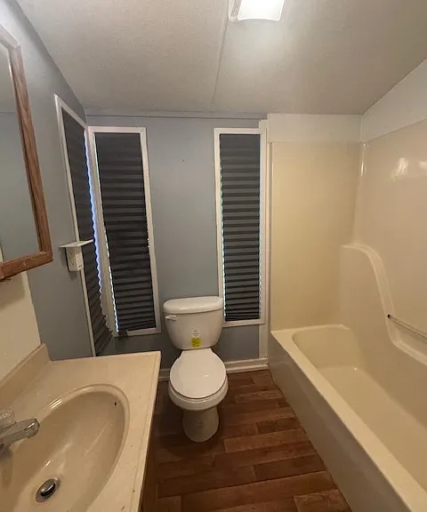 294 Longview Dr — Photo 13
