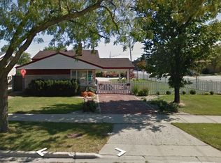 8801 Olcott Ave, Morton Grove, IL 60053