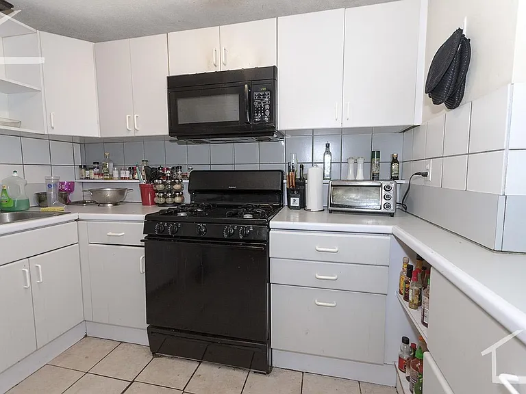 143 Glenville Ave #135 — Photo 6