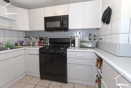 135 Glenville Ave #1 Photo 1