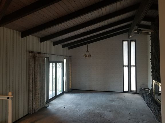 2nd image of 950 E 1100 N