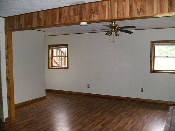 5th image of 226 Vance Dr