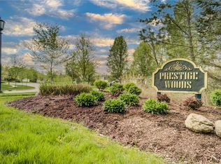 Prestige Woods Blvd, Aurora, OH 44202