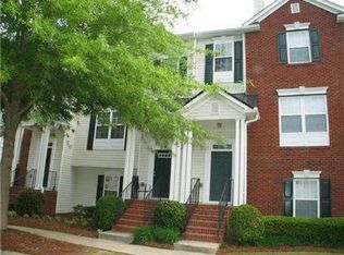 316 Village Cir, Woodstock, GA 30188
