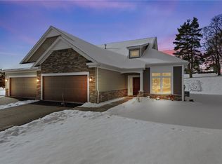 18 Eagle Holw, Penfield, NY 14526