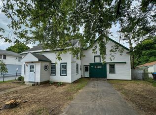 65 E Main St, Ayer, MA 01432