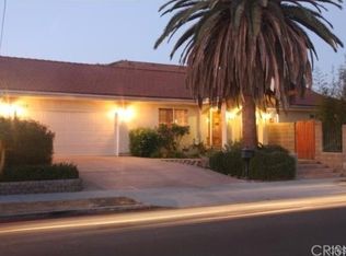 17709 Merridy St, Northridge, CA 91325