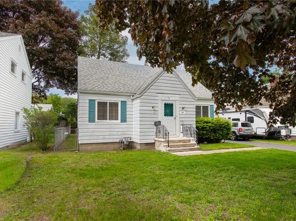 182 Corley Dr, Rochester, NY 14622
