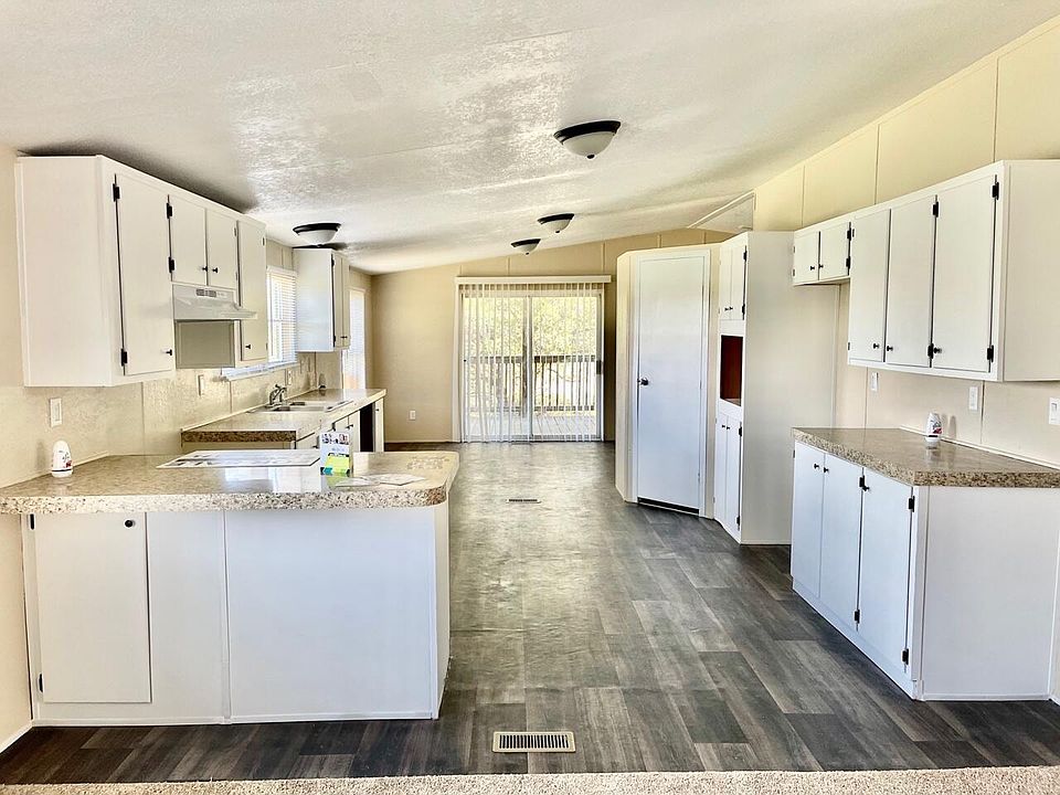 188 Laughing Horse Trl Capitan, NM, 88316 Apartments for Rent Zillow