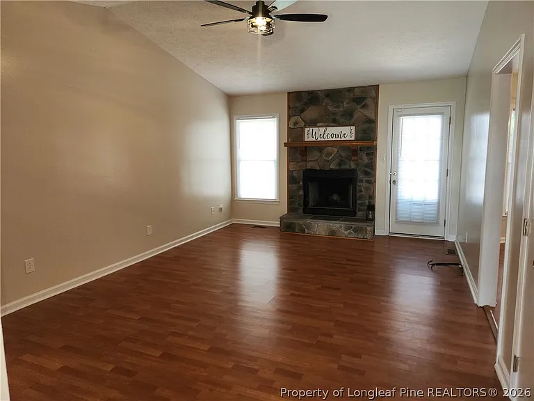 3820 Harden Rd — Photo 2
