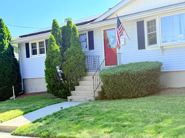 30 San Pedro Ave, Stratford, CT 06614
