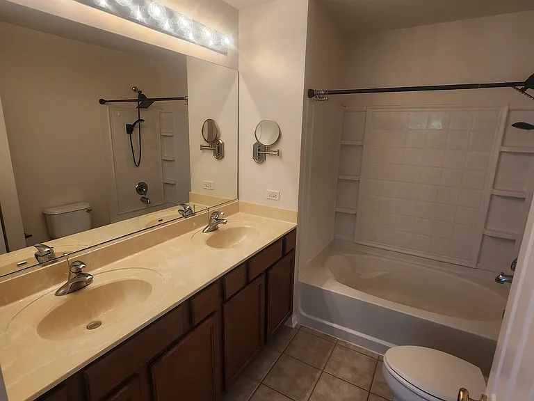 830 Summit Creek Dr #0 — Photo 6