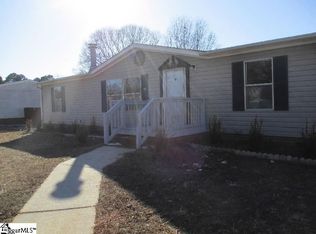 107 Sagewood Ct, Fountain Inn, SC 29644