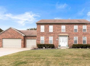 3355 Hidden Cove Cir, Lewis Center, OH 43035