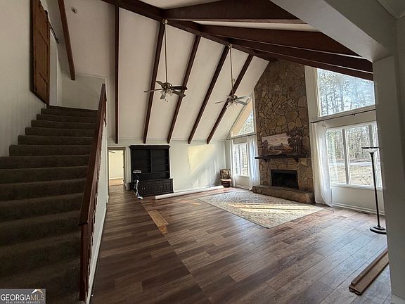 5th image of 601 Pinecrest Dr
