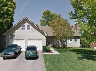 463 Woodview Dr, Lexington, KY 40515